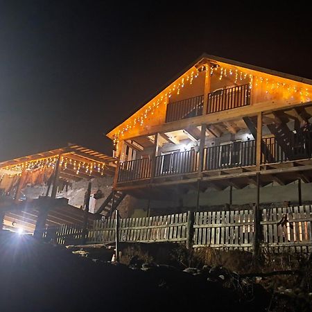 Elos Guesthouse Iprari Exteriör bild