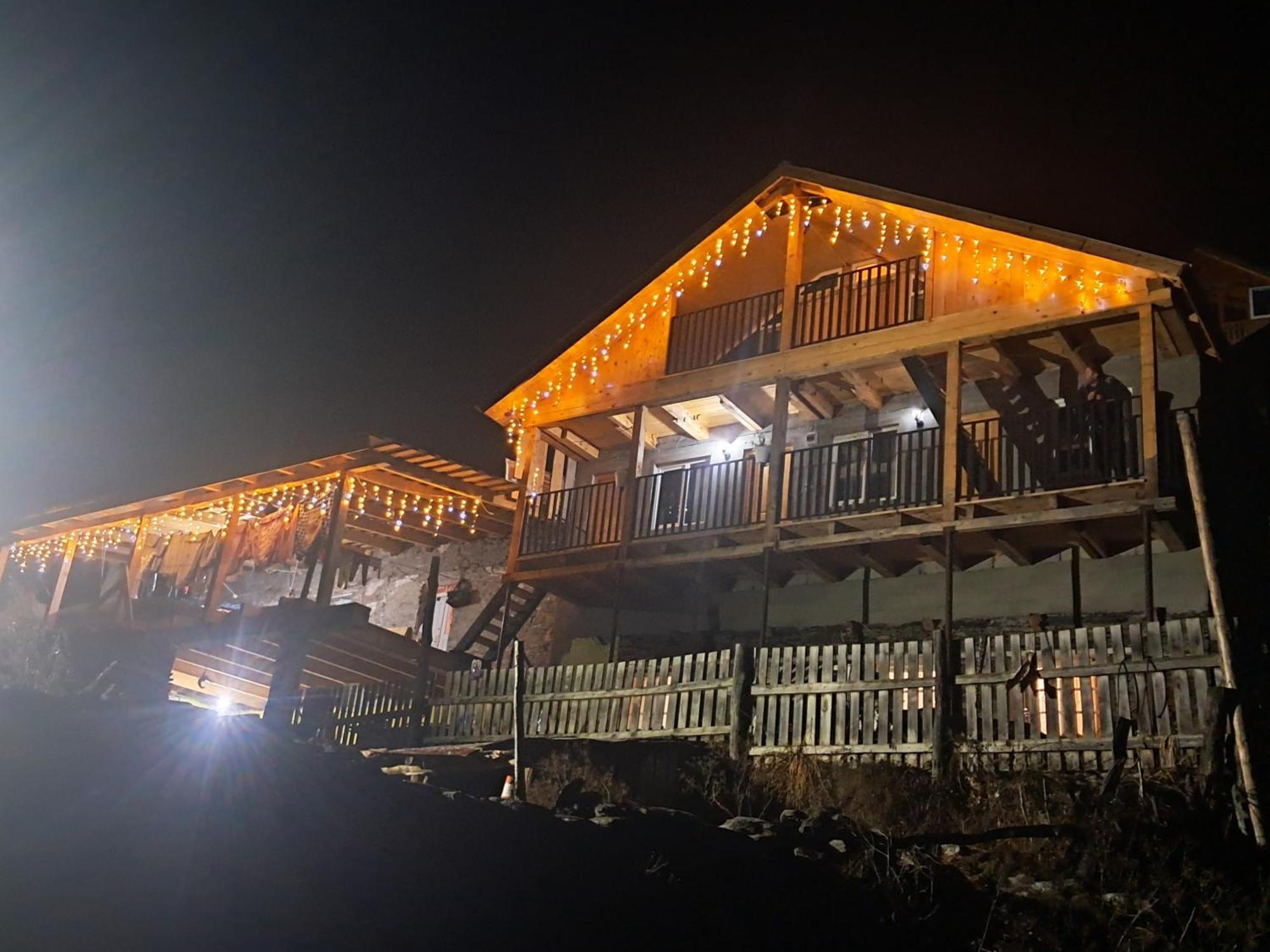 Elos Guesthouse Iprari Exteriör bild